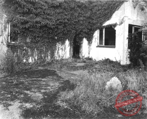 Eingang zum Bürotrakt, ehemalige LPG Müggenburg, Zingst